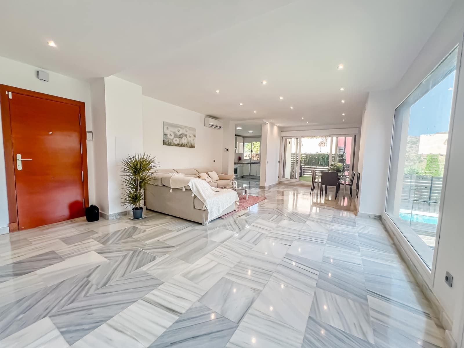 4 soverom Villa til salgs i Benahavis med svømmebasseng - € 679 000 (Ref: 9018423)