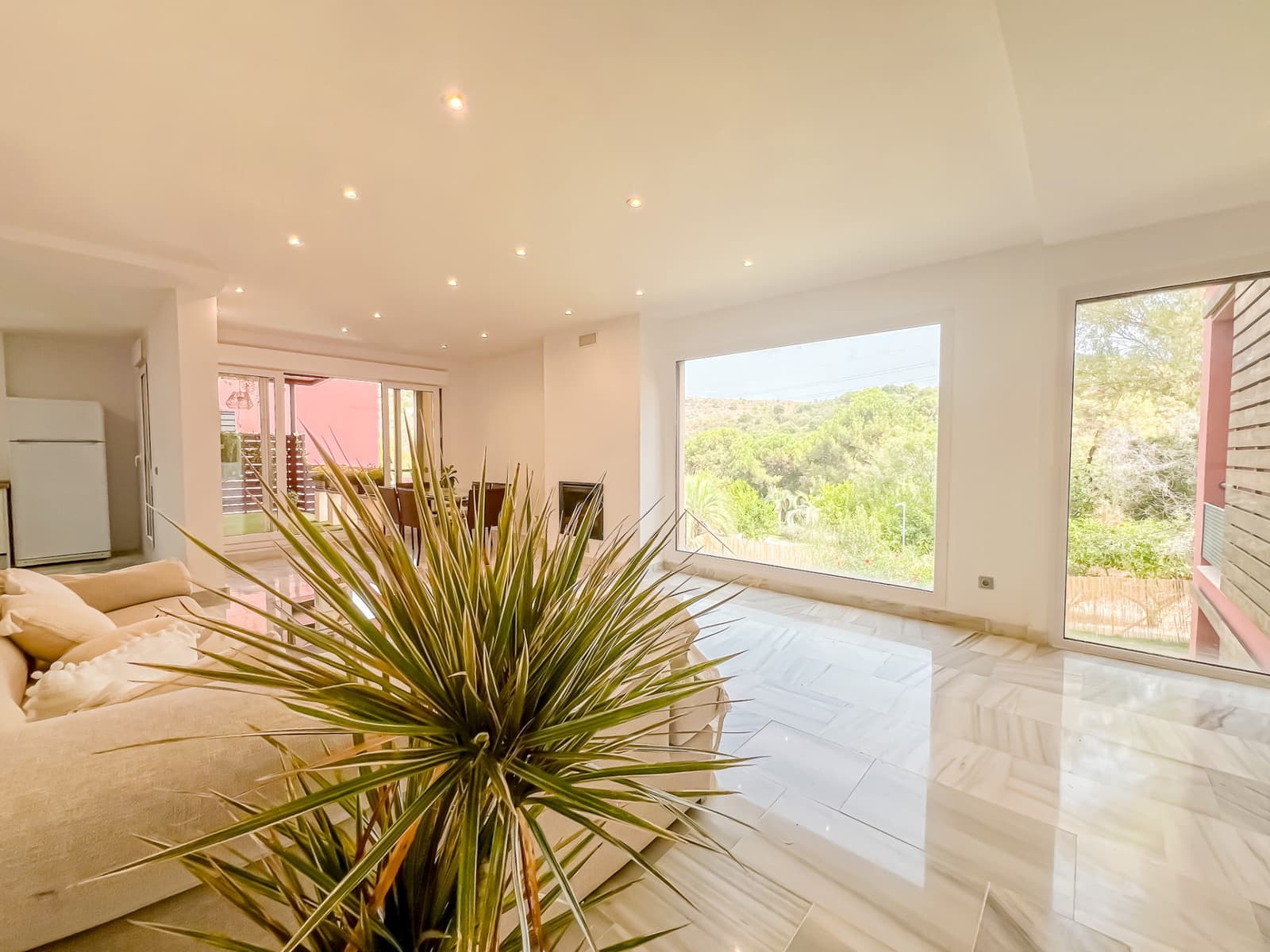 4 soverom Villa til salgs i Benahavis med svømmebasseng - € 679 000 (Ref: 9018423)