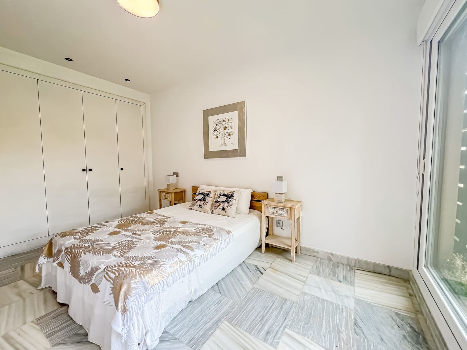 4 Zimmer Villa zu verkaufen in Benahavis mit Pool - 699.000 € (Ref: 9018423)