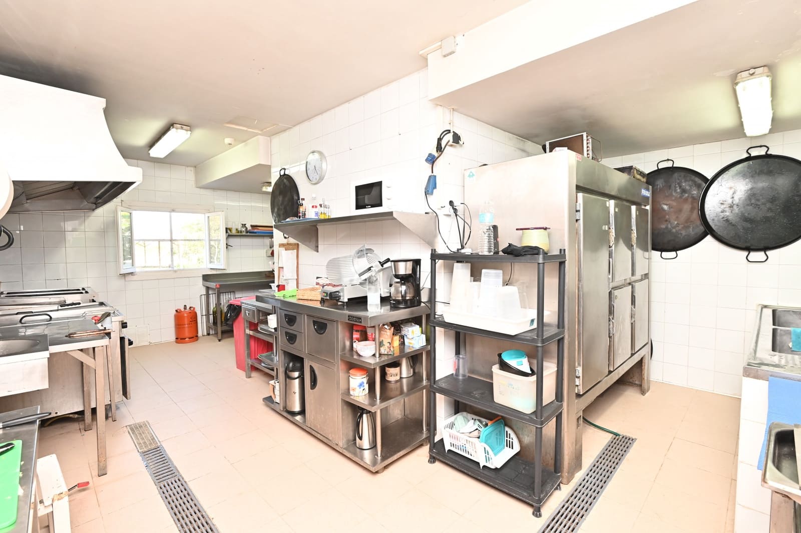 27 soveværelse Finca/Landehus til salg i Calas de Mallorca med swimmingpool garage - € 4.200.000 (Ref: 9038260)