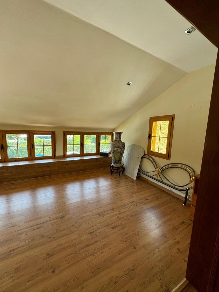 4 soveværelse Villa til salg i Roquetas de Mar med swimmingpool garage - € 825.000 (Ref: 9042563)