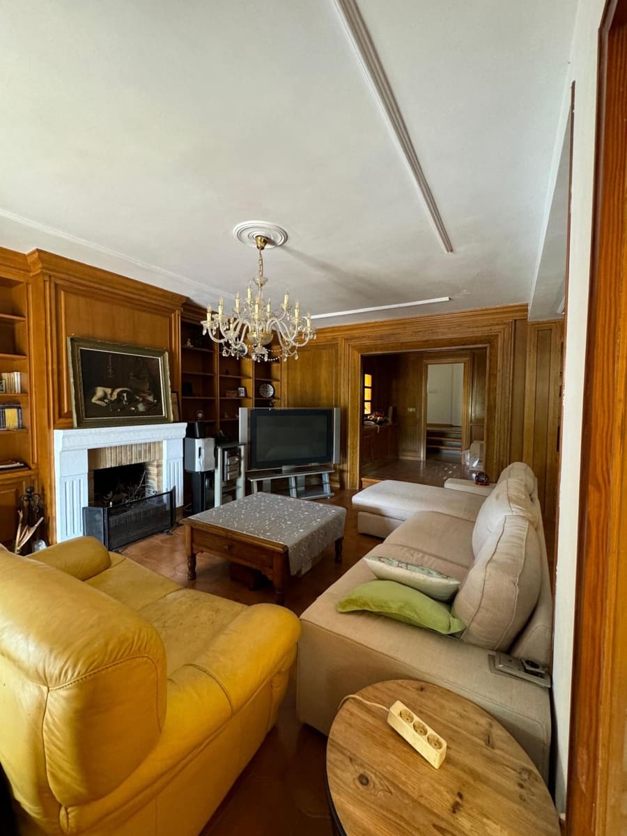 4 slaapkamer Villa te koop in Roquetas de Mar met zwembad garage - € 825.000 (Ref: 9042563)