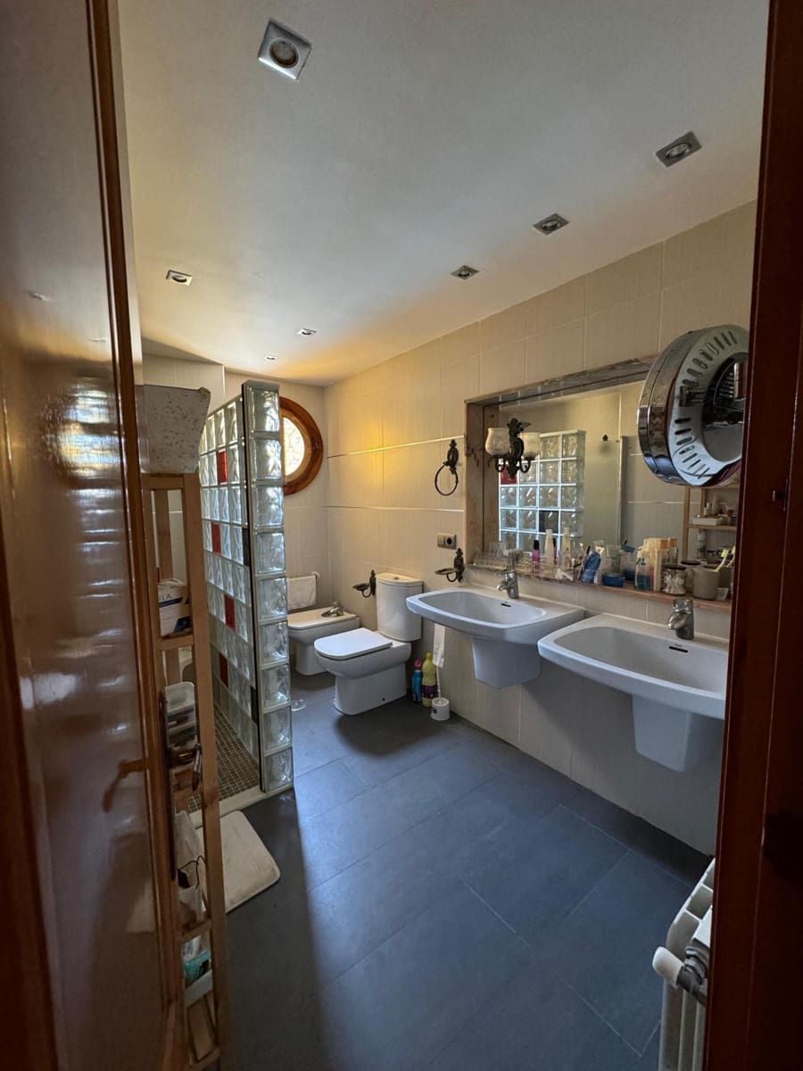 4 slaapkamer Villa te koop in Roquetas de Mar met zwembad garage - € 825.000 (Ref: 9042563)