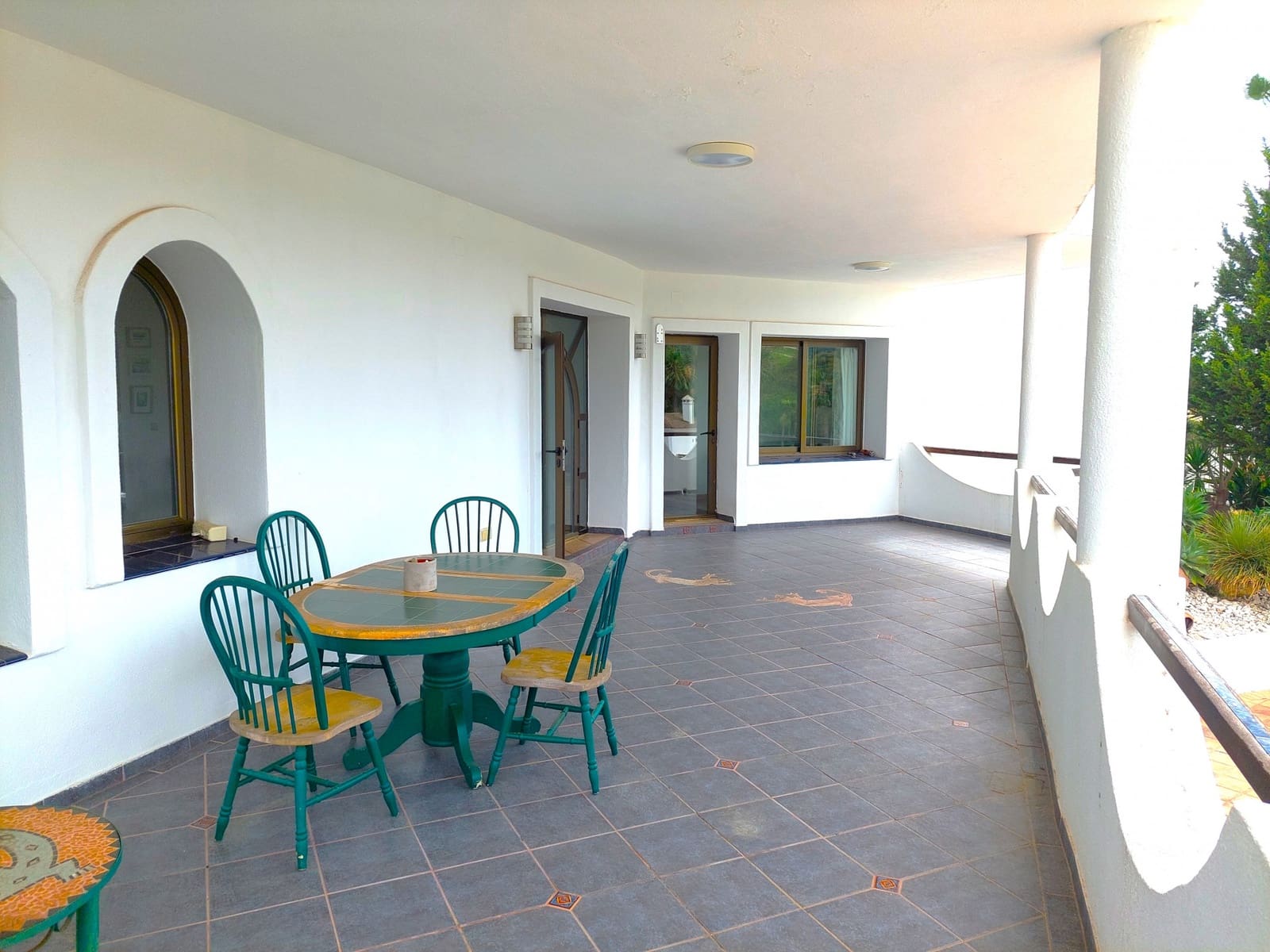 5 soveværelse Villa til salg i Sotogrande med swimmingpool garage - € 975.000 (Ref: 9051364)