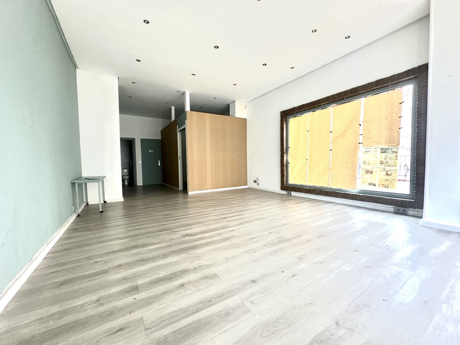 Commercial for sale in Marbella - € 298,200 (Ref: 9062656)