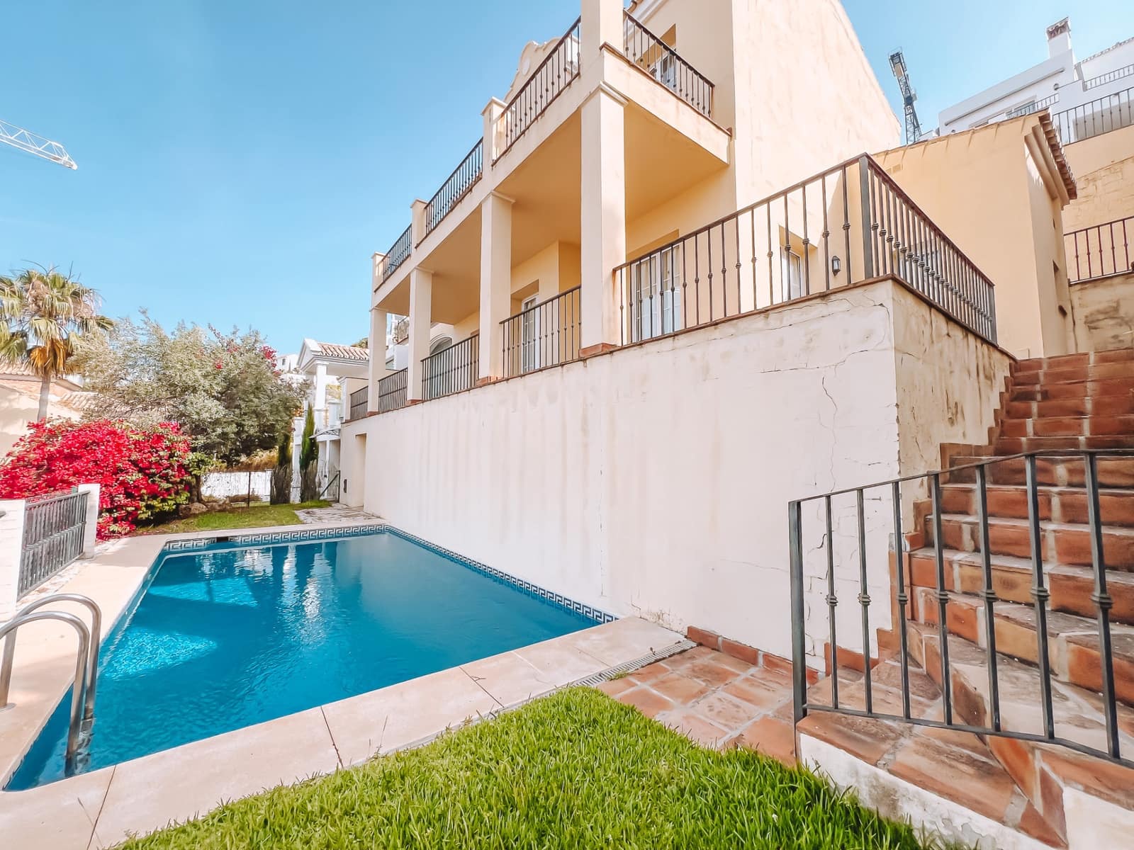 2 sovrum Villa till salu i Istan med pool garage - 720 000 € (Ref: 9062657)