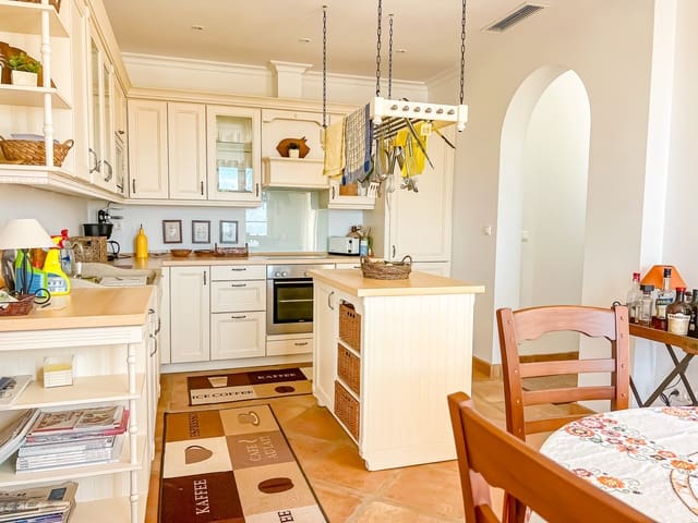 2 sovrum Villa till salu i Istán med pool garage - 720 000 € (Ref: 9062657)