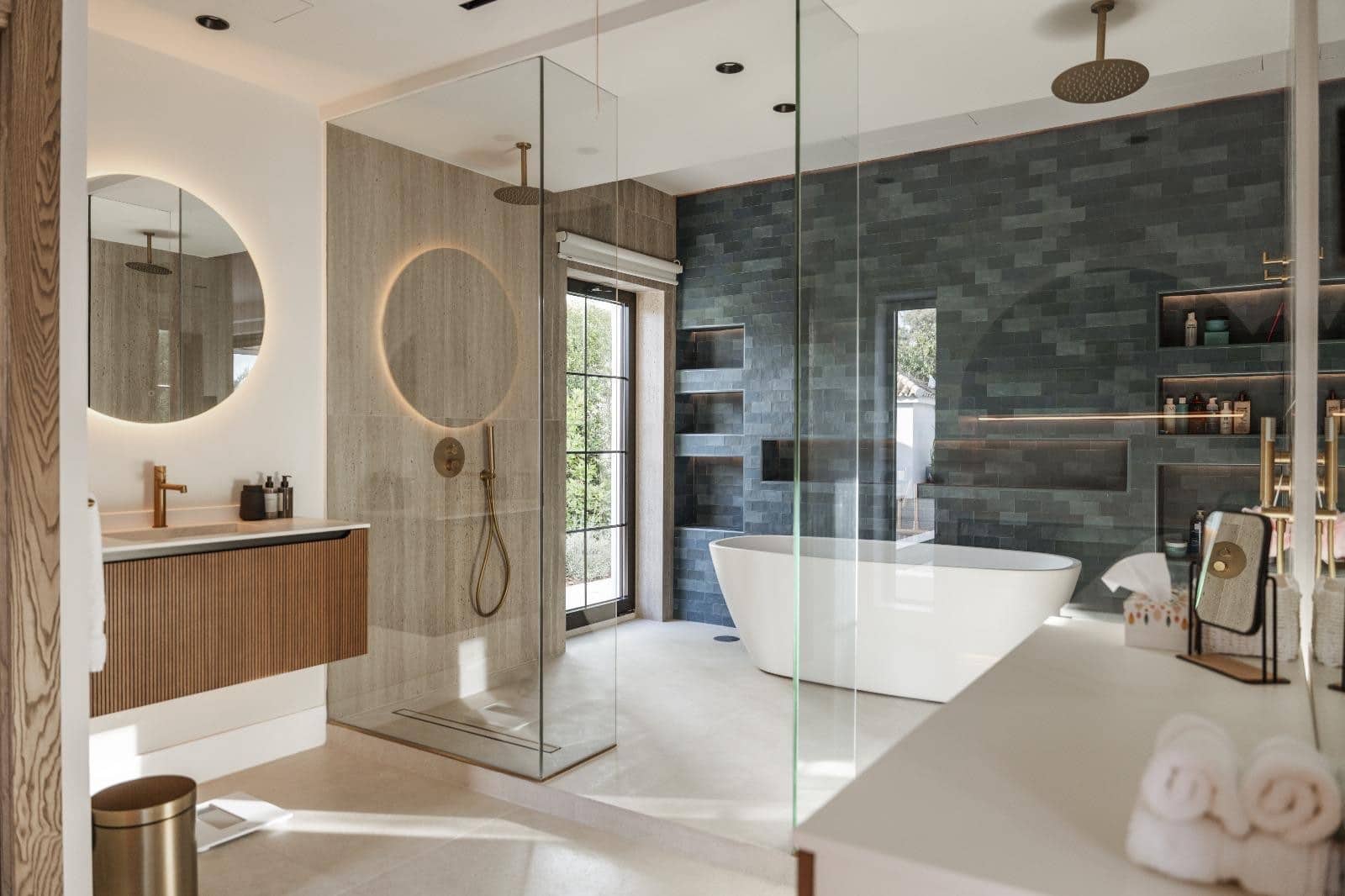 5 soveværelse Villa til salg i Puerto Banus med swimmingpool garage - € 6.499.000 (Ref: 9065496)