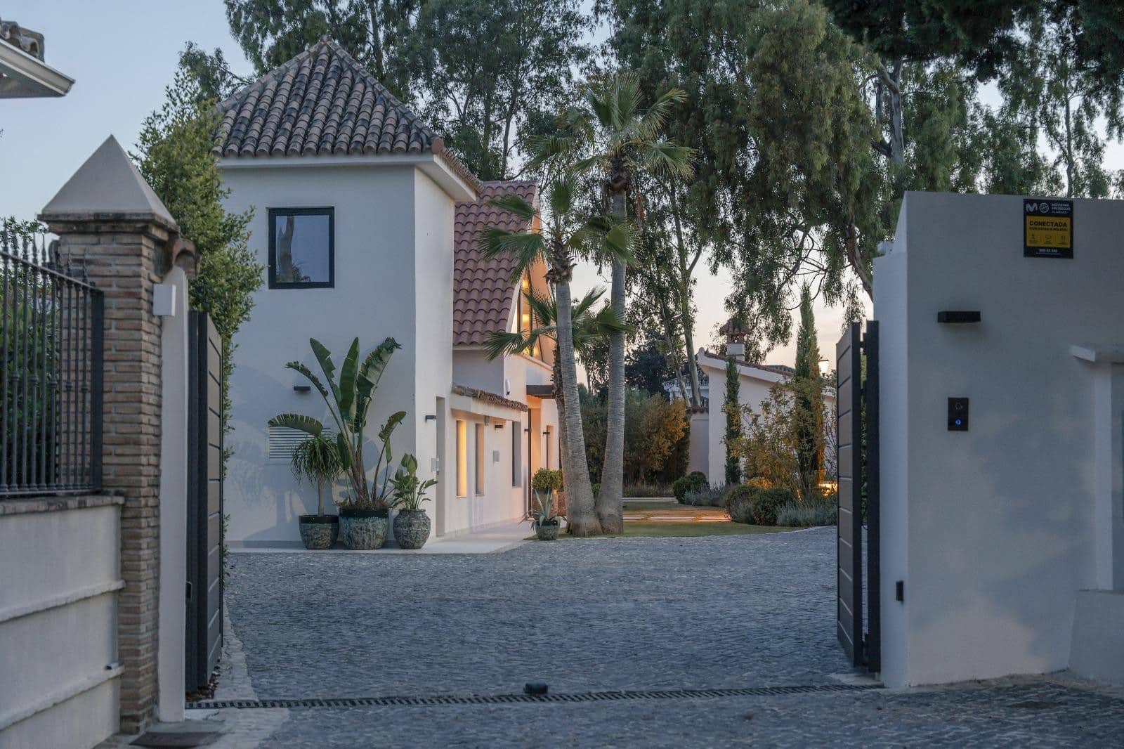 5 soveværelse Villa til salg i Puerto Banus med swimmingpool garage - € 6.499.000 (Ref: 9065496)