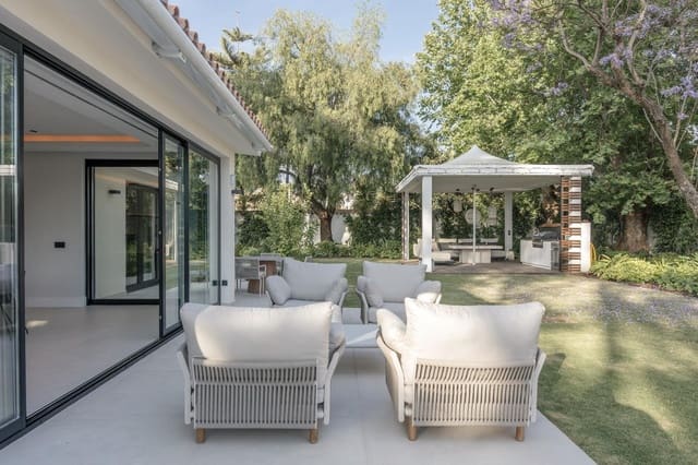 5 soveværelse Villa til salg i Puerto Banus, Marbella med swimmingpool garage - € 6.499.000 (Ref: 9065496)