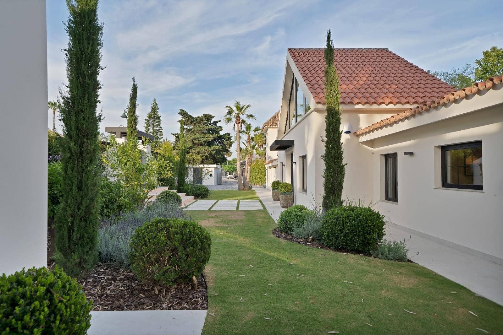 5 soveværelse Villa til salg i Puerto Banus med swimmingpool garage - € 6.499.000 (Ref: 9065496)