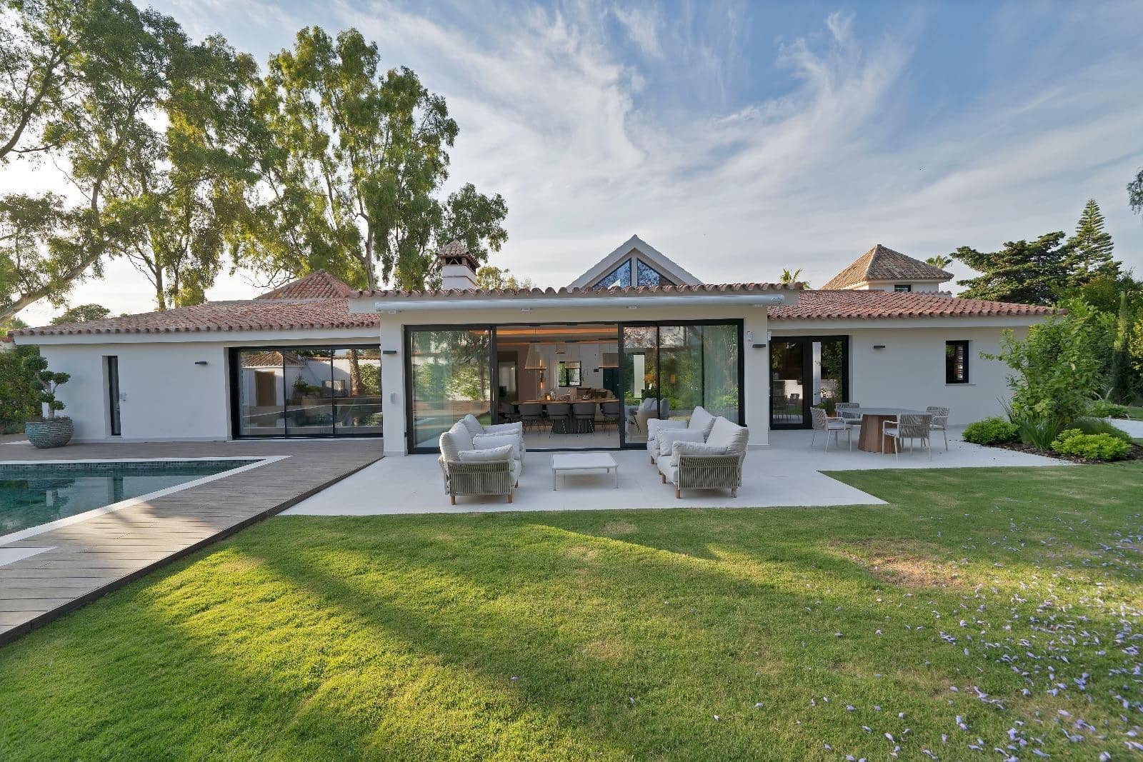 5 soveværelse Villa til salg i Puerto Banus med swimmingpool garage - € 6.499.000 (Ref: 9065496)