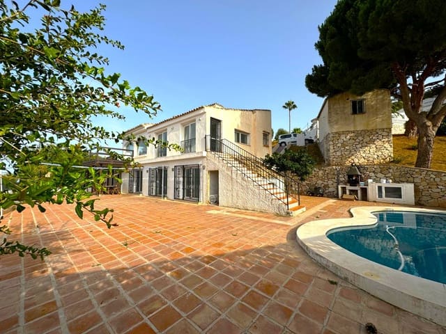 4 sovrum Villa till salu i Mijas Costa, Mijas med pool garage - 910 000 € (Ref: 9069084)
