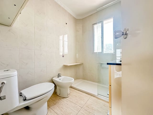 3 slaapkamer Appartement te koop in Marbella - € 339.000 (Ref: 9073650)