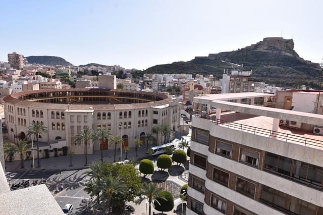 3 soveværelse Penthouse til salg i Alicante by - € 795.000 (Ref: 9078275)