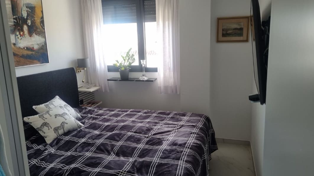 3 bedroom Apartment for sale in Estepona with pool garage - € 1,499,000 (Ref: 9078276)