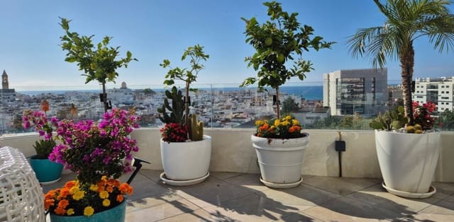 3 soveværelse Lejlighed til salg i Parque Central, Estepona med swimmingpool garage - € 1.499.000 (Ref: 9078276)