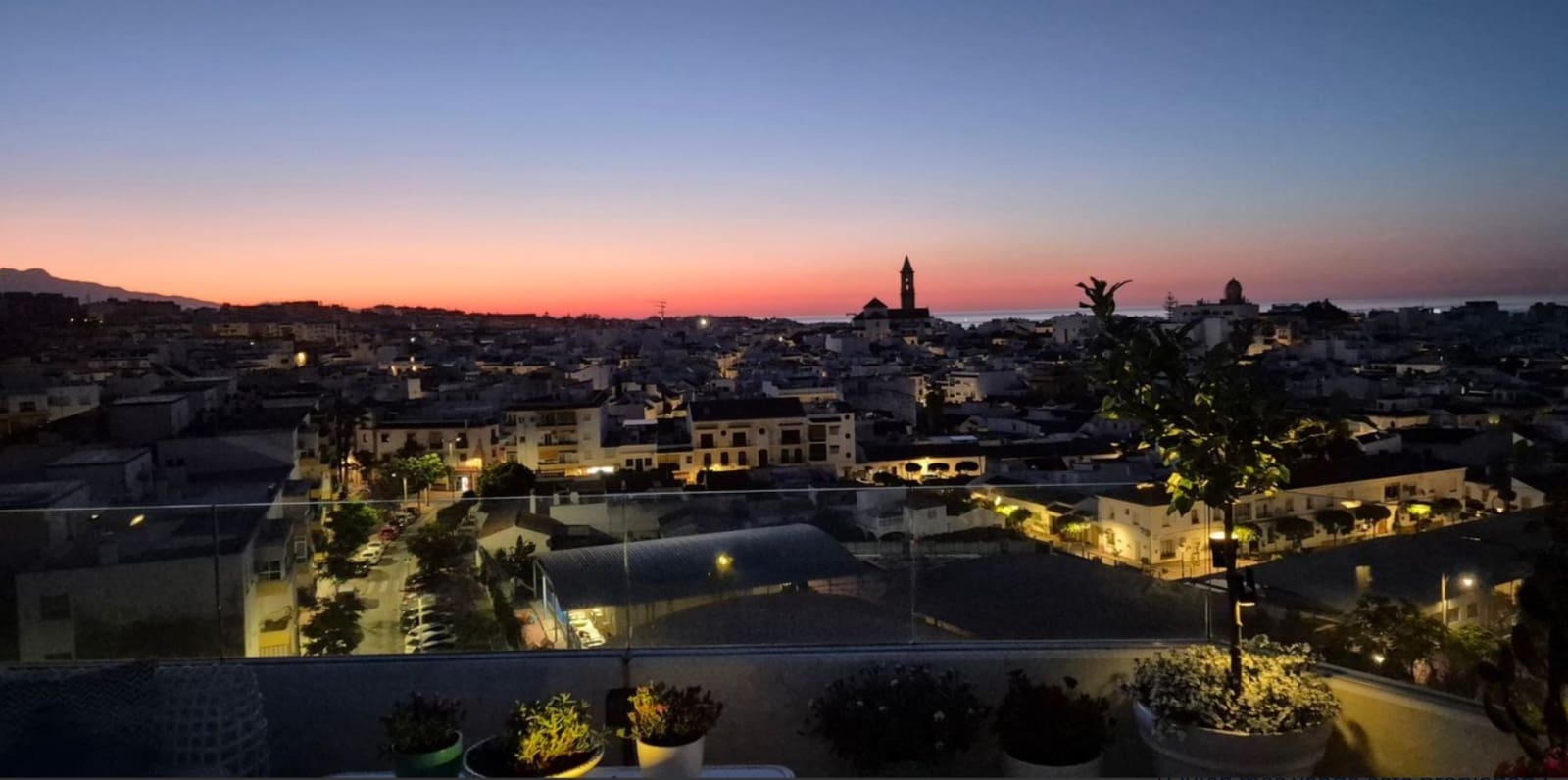 3 bedroom Apartment for sale in Estepona with pool garage - € 1,499,000 (Ref: 9078276)