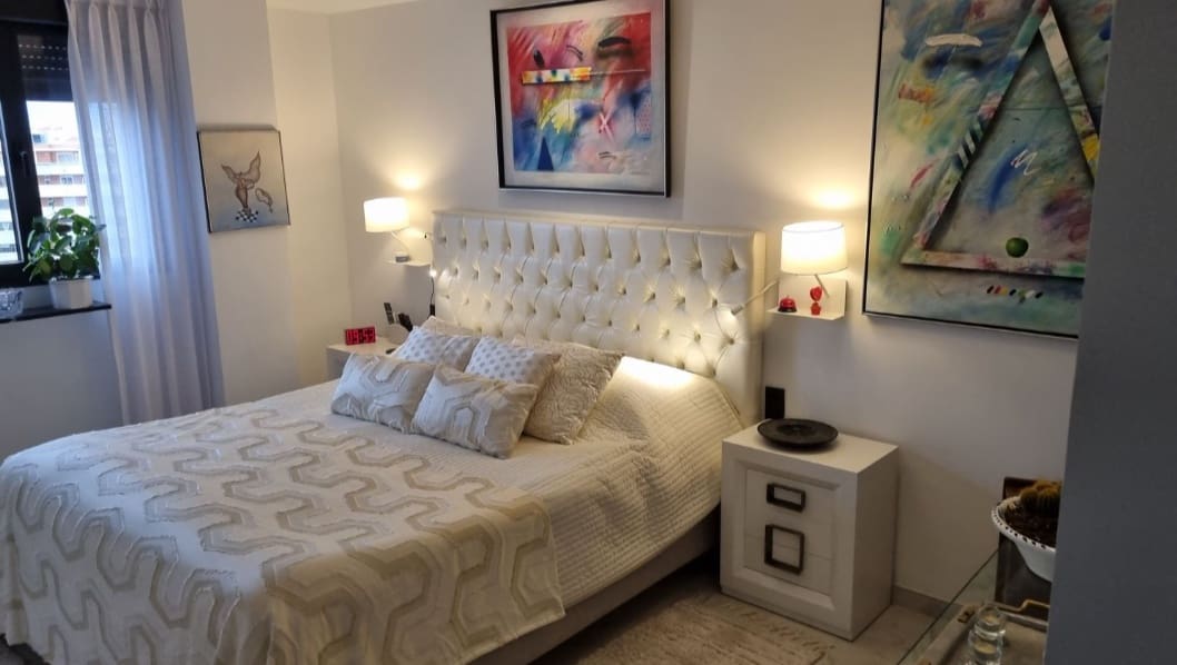 3 bedroom Apartment for sale in Estepona with pool garage - € 1,499,000 (Ref: 9078276)