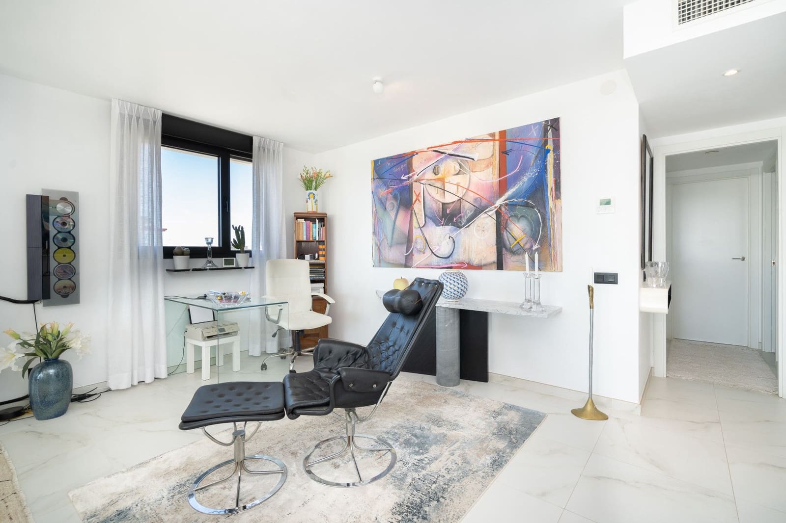3 bedroom Apartment for sale in Estepona with pool garage - € 1,499,000 (Ref: 9078276)