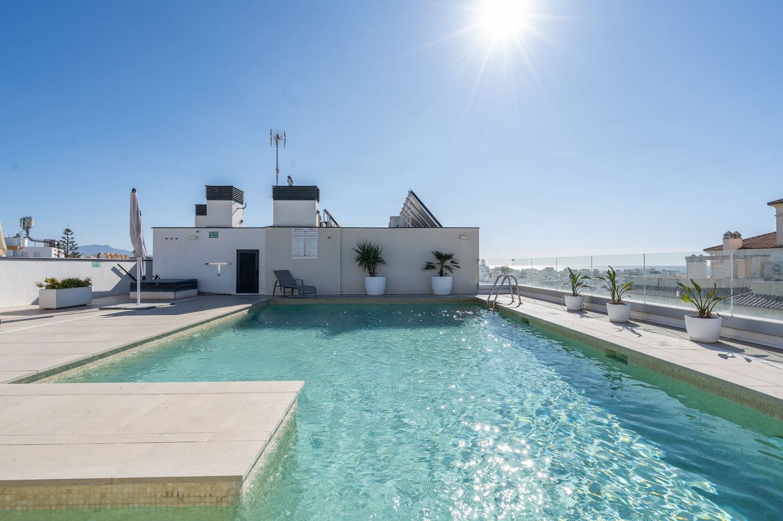 3 bedroom Apartment for sale in Estepona with pool garage - € 1,499,000 (Ref: 9078276)