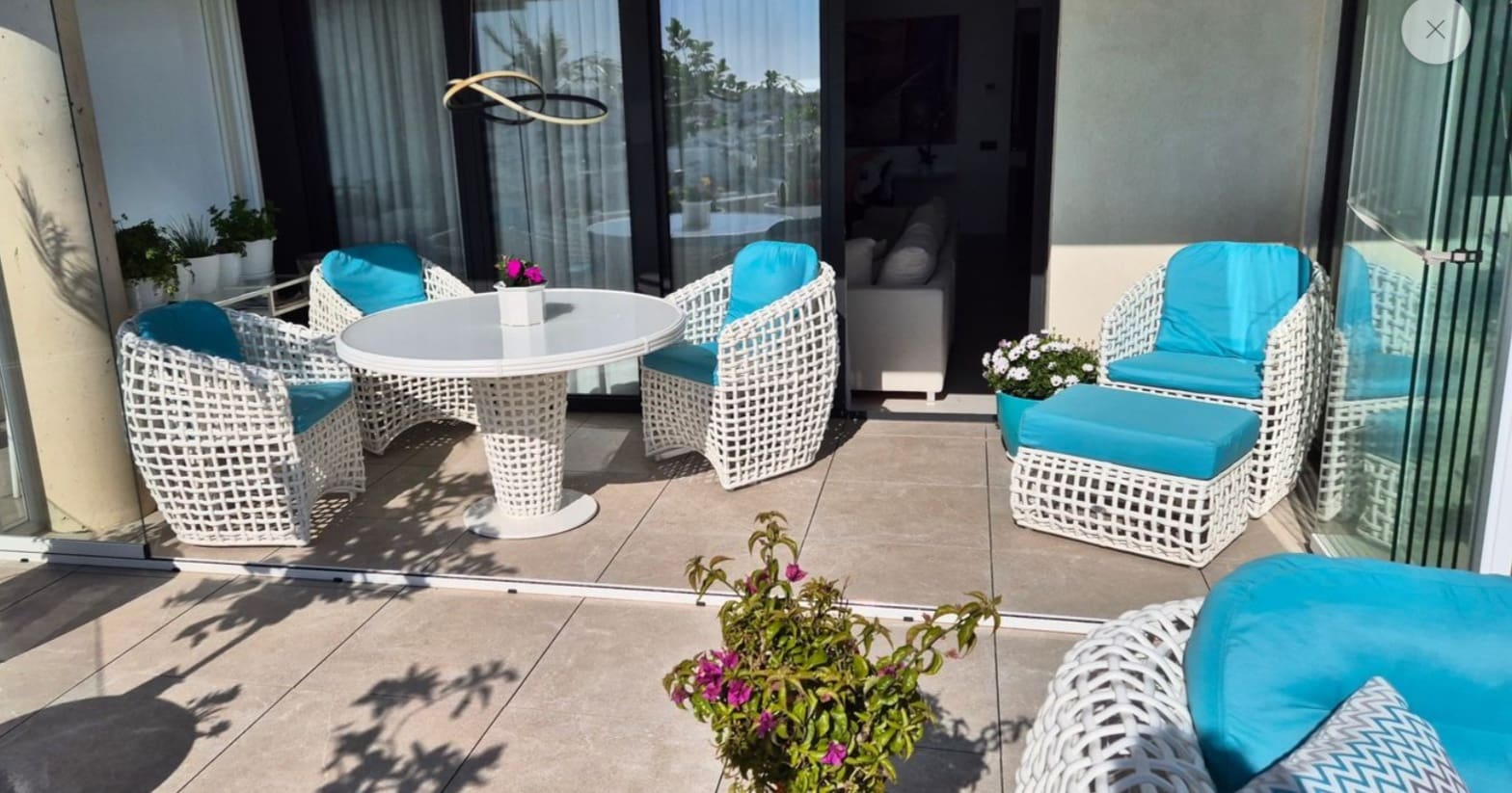 3 bedroom Apartment for sale in Estepona with pool garage - € 1,499,000 (Ref: 9078276)