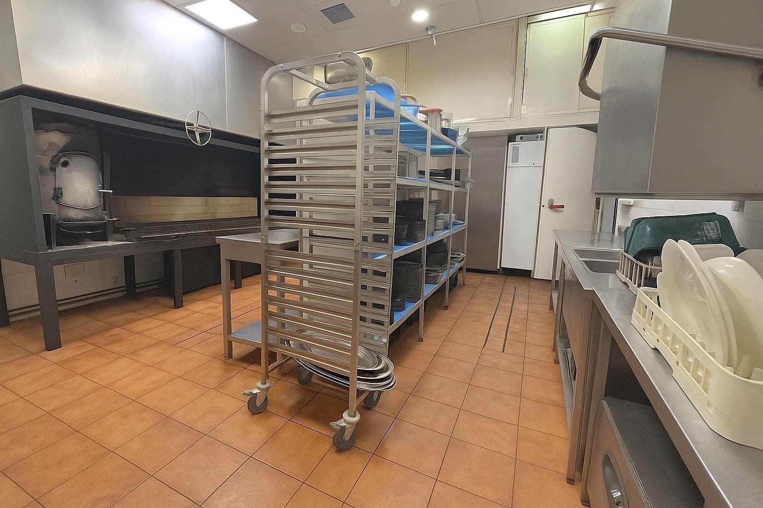 Restaurant/Bar til salg i Benalmadena - € 95.000 (Ref: 9078279)