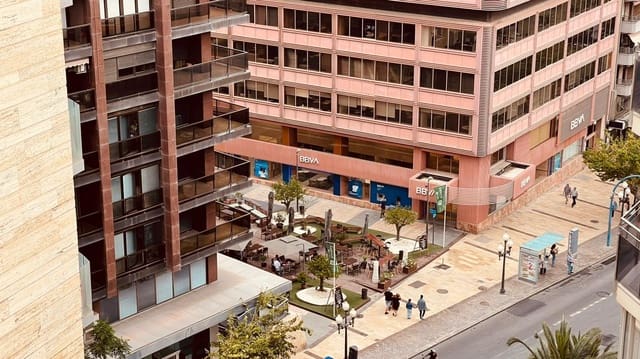 6 chambre Penthouse à vendre à Alicante ville - 995 000 € (Ref: 9081810)