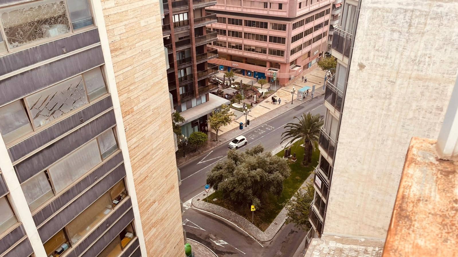 6 soveværelse Penthouse til salg i Alicante by - € 995.000 (Ref: 9081810)