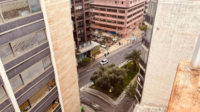 6 chambre Penthouse à vendre à Alicante ville - 995 000 € (Ref: 9081810)