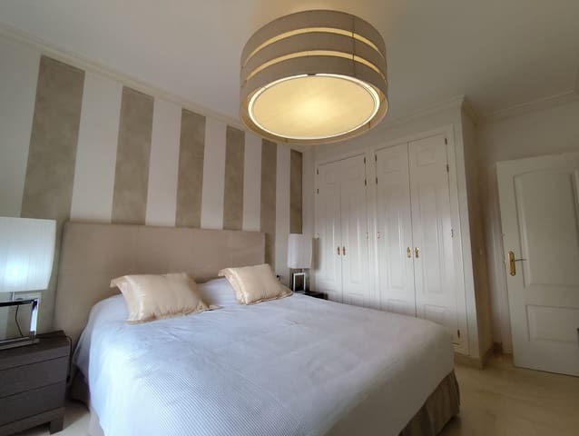 3 Zimmer Apartment zu verkaufen in Marbella mit Pool Garage - 435.000 € (Ref: 9085520)