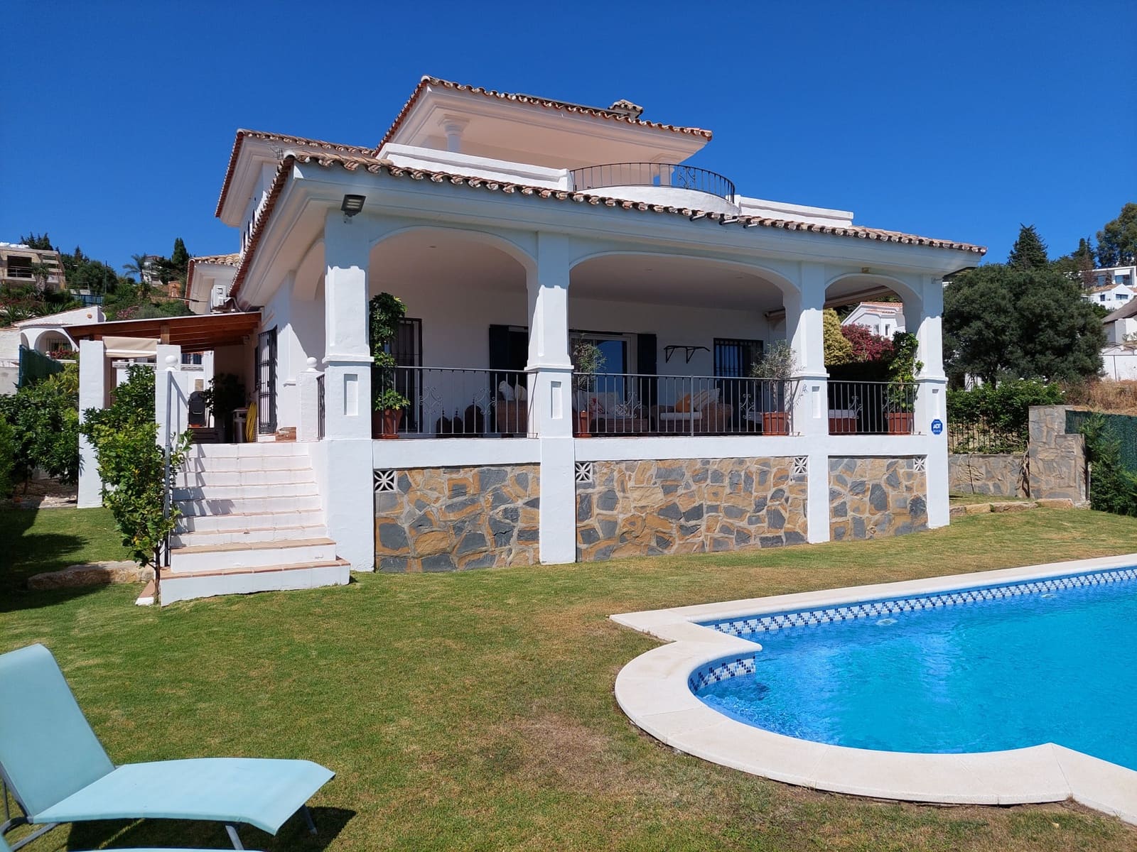 5 chambre Villa/Maison à vendre à Estepona avec piscine garage - 1 390 000 € (Ref: 9095498)