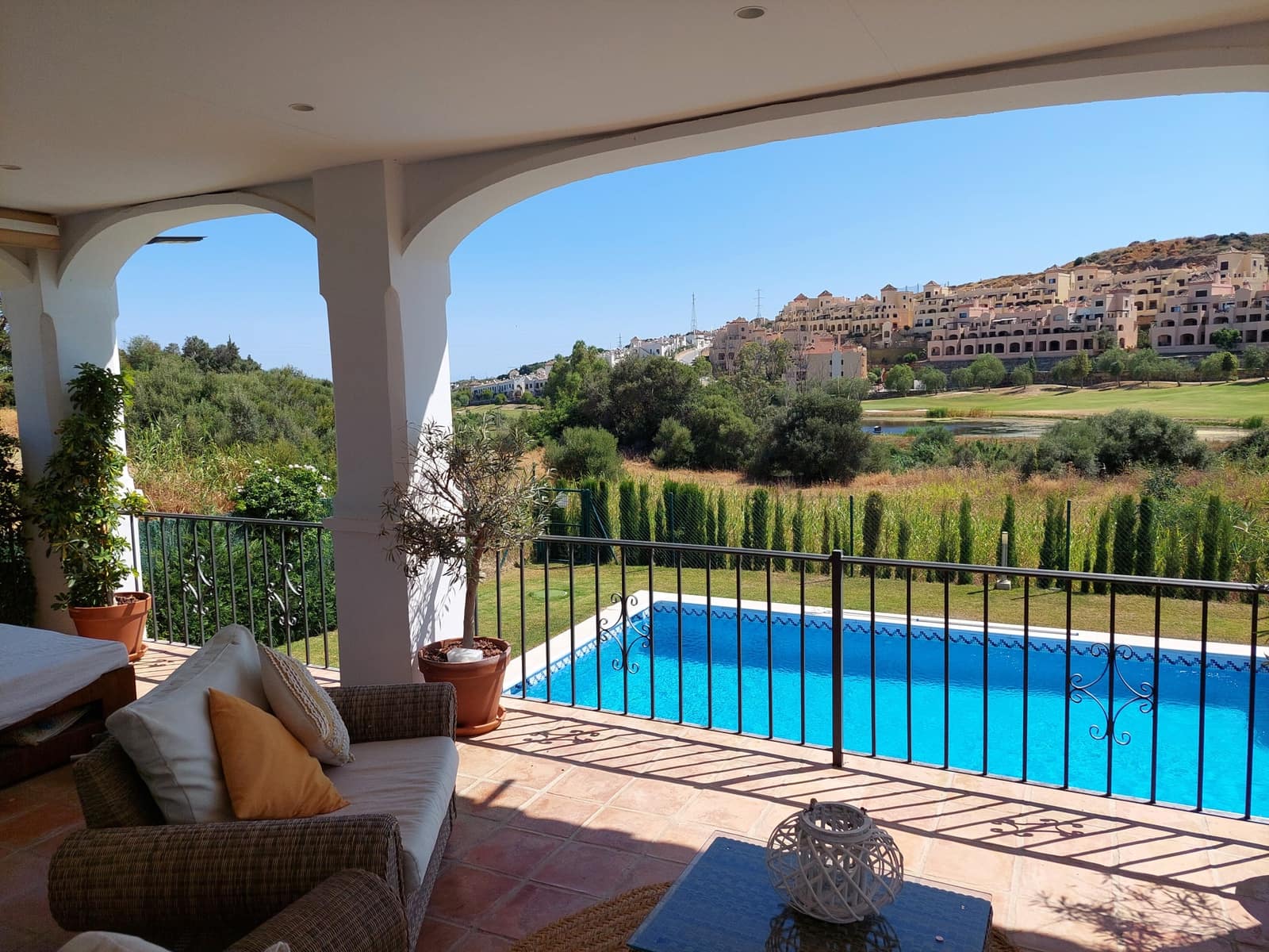 5 chambre Villa/Maison à vendre à Estepona avec piscine garage - 1 390 000 € (Ref: 9095498)