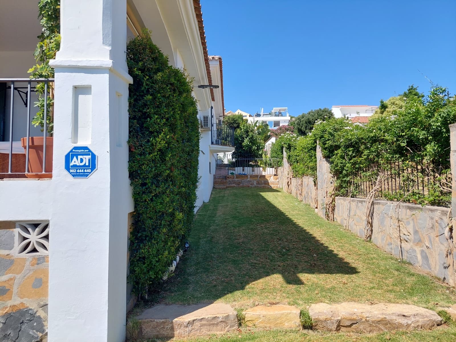 5 chambre Villa/Maison à vendre à Estepona avec piscine garage - 1 390 000 € (Ref: 9095498)