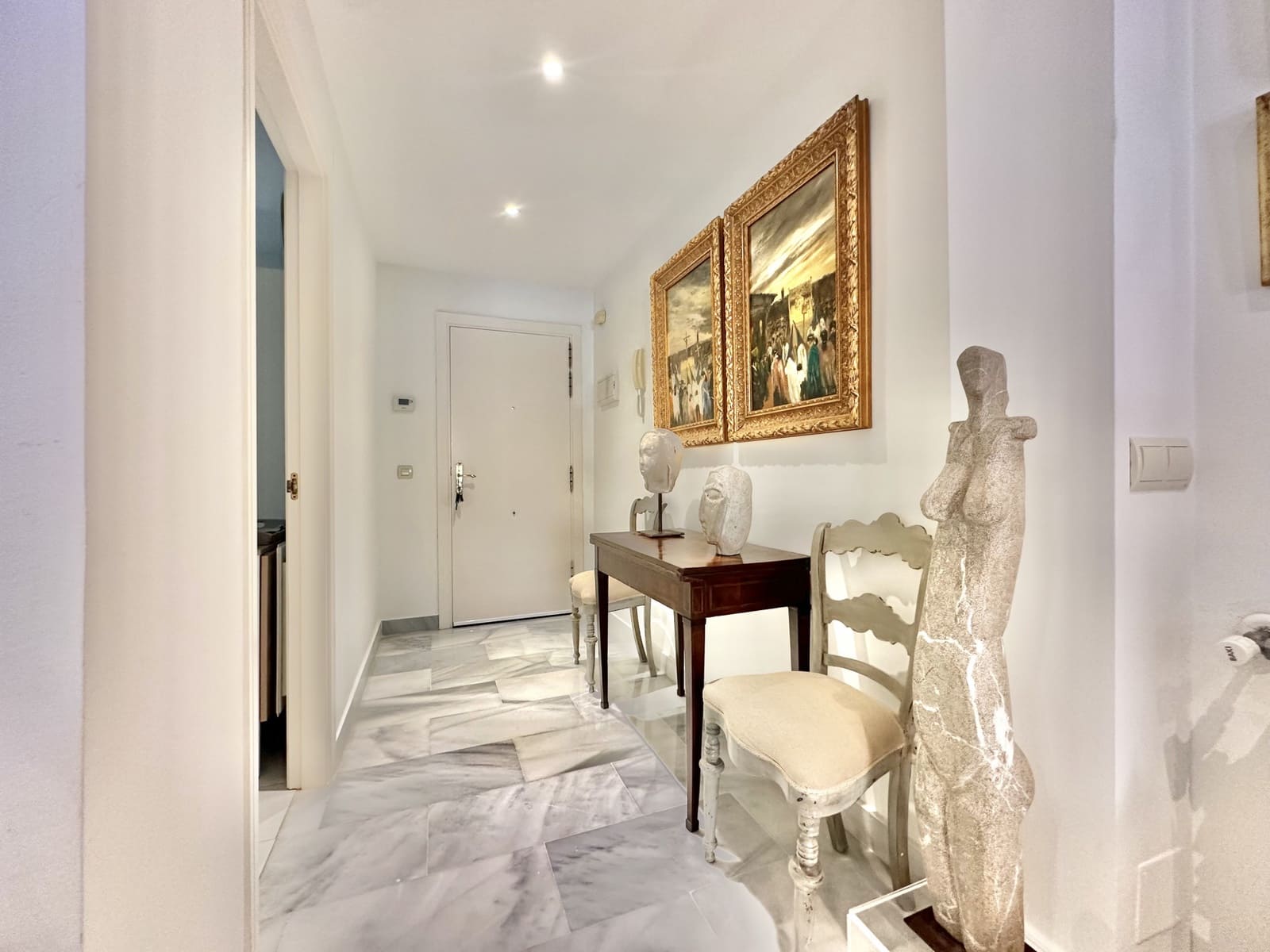 3 soveværelse Lejlighed til salg i Guadalmina med swimmingpool garage - € 505.539 (Ref: 9099342)