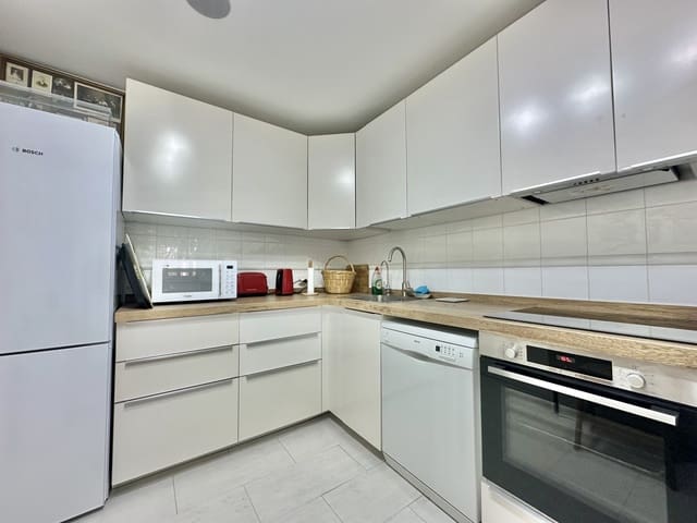 3 makuuhuone Huoneisto myytävänä paikassa Guadalmina Baja, Marbella mukana uima-altaan 
autotalli - 505 539 € (Ref: 9099342)