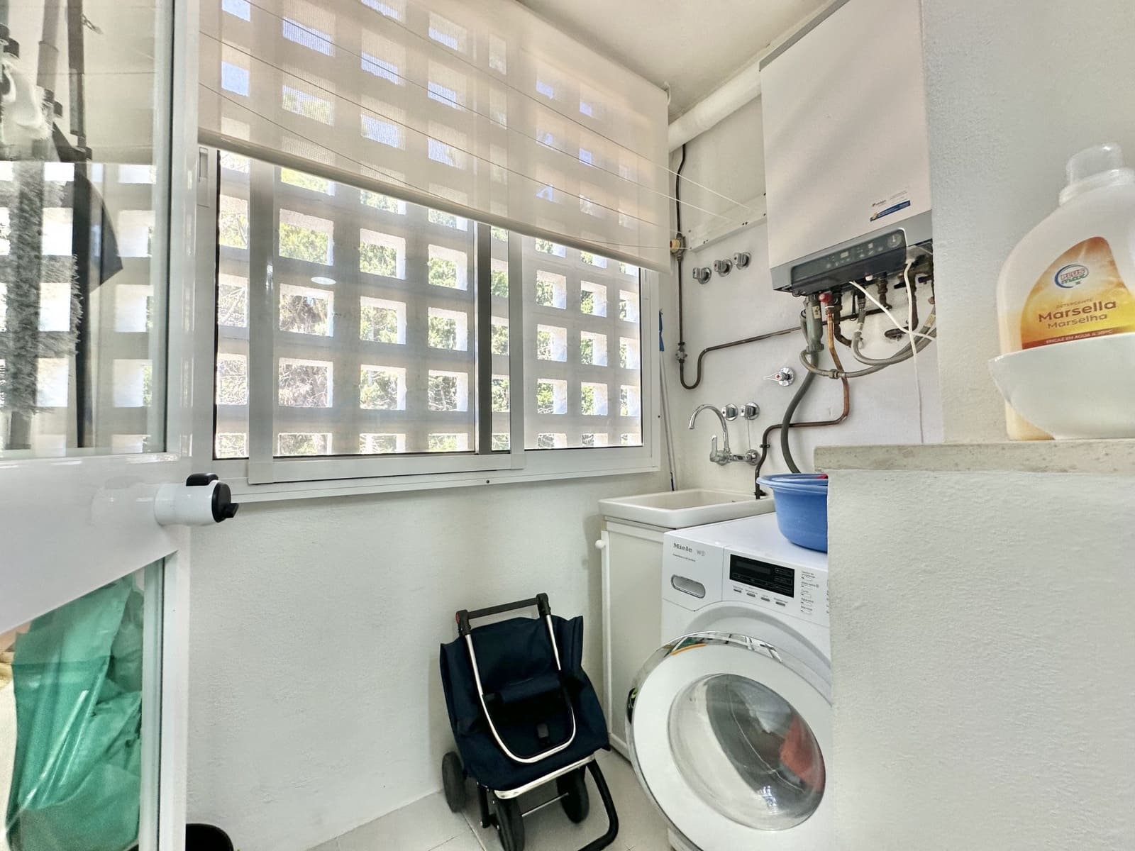 3 soveværelse Lejlighed til salg i Guadalmina med swimmingpool garage - € 505.539 (Ref: 9099342)