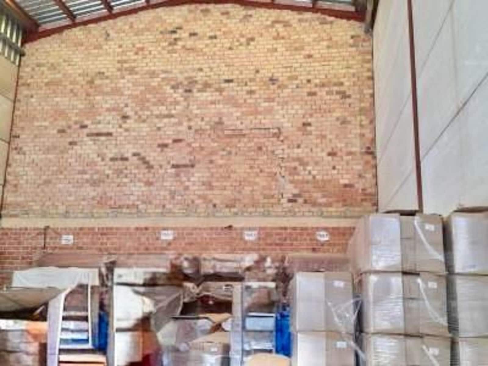 Kontor til salg i Coin med garage - € 1.200.000 (Ref: 9100951)