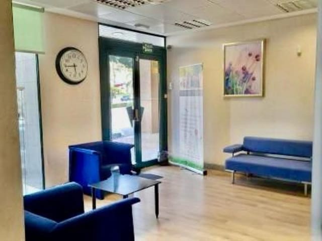 Kontor til salg i Coín med garage - € 1.200.000 (Ref: 9100951)