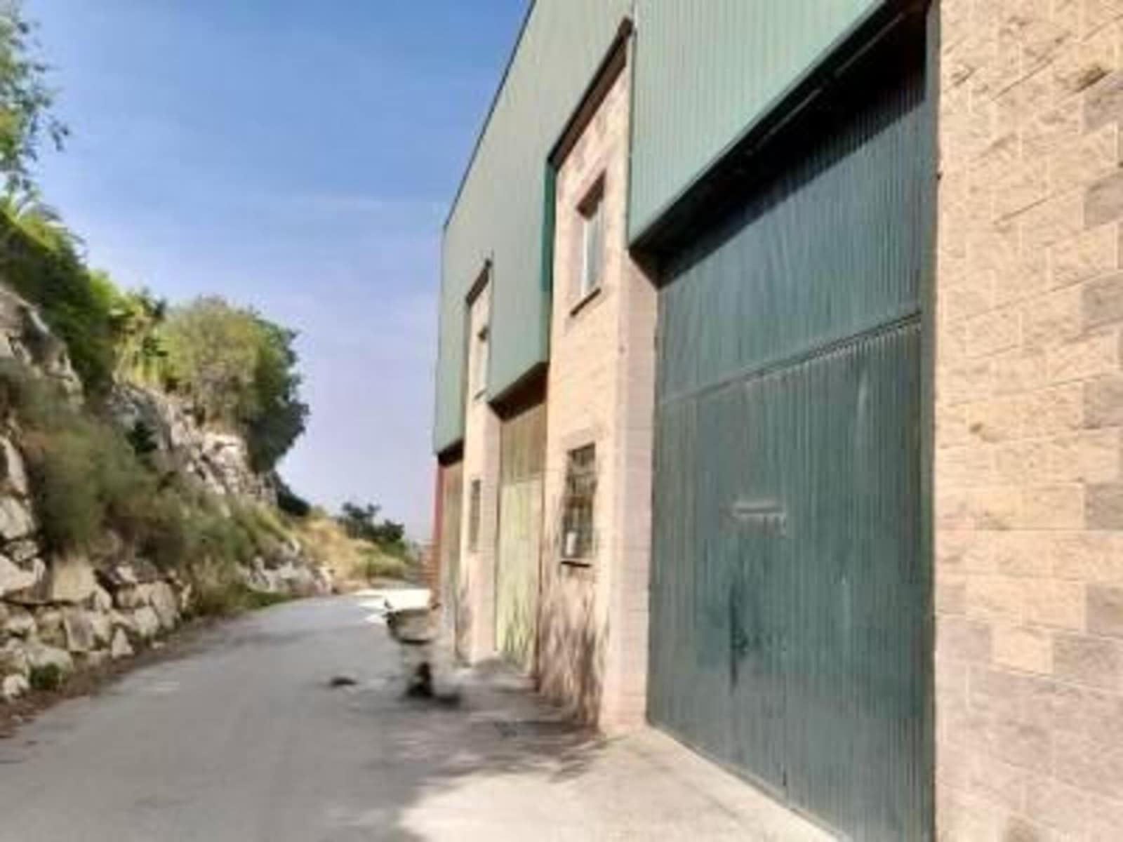 Office for sale in Coin with garage - € 1,200,000 (Ref: 9100951)