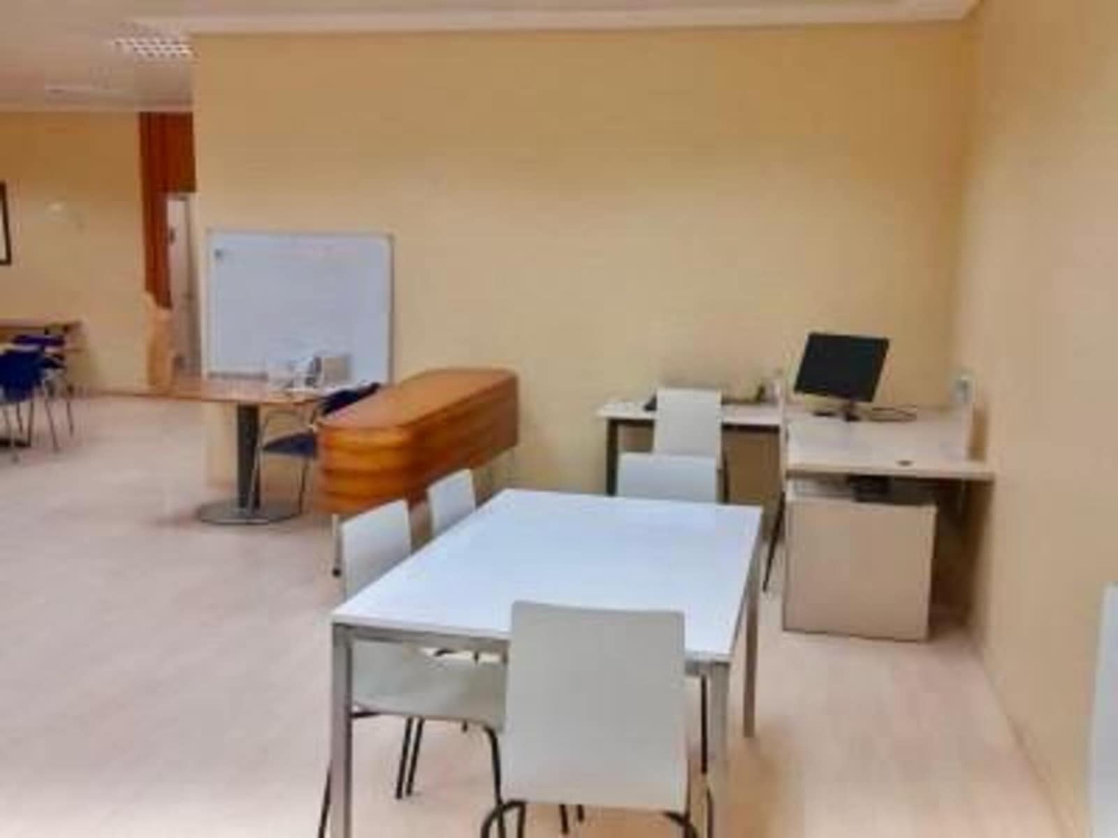 Office for sale in Coin with garage - € 1,200,000 (Ref: 9100951)