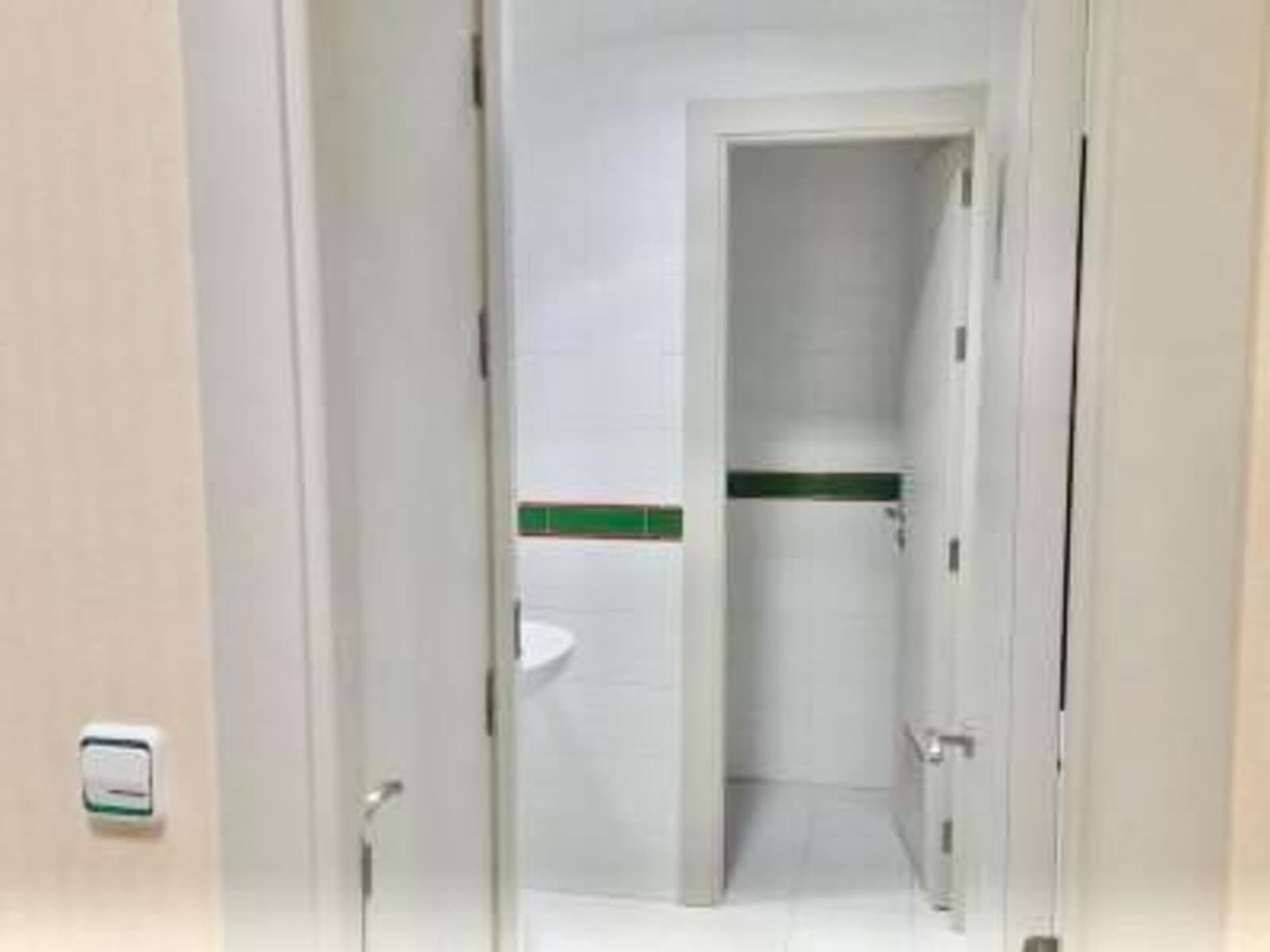 Office for sale in Coin with garage - € 1,200,000 (Ref: 9100951)