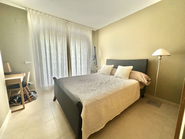 3 Zimmer Penthouse zu verkaufen in Marbella mit Pool Garage - 700.000 € (Ref: 9106720)