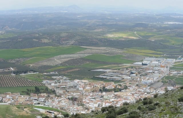 Building Plot for sale in Alameda - € 850,000 (Ref: 9110589)