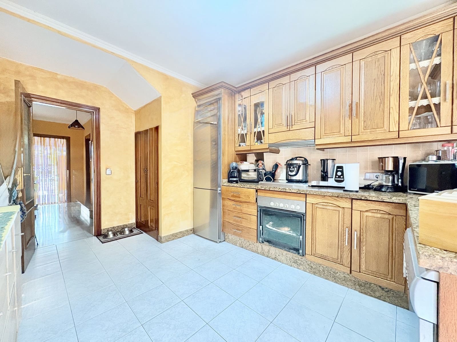 6 soveværelse Semi-Rækkehus til salg i La Cala de Mijas med garage - € 794.000 (Ref: 9116352)