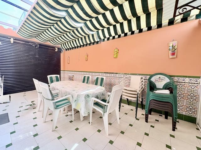 6 chambre Villa/Maison Semi-Mitoyenne à vendre à La Cala de Mijas, Mijas avec garage - 794 000 € (Ref: 9116352)