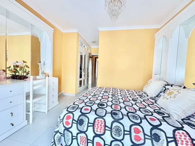 6 chambre Villa/Maison Semi-Mitoyenne à vendre à La Cala de Mijas, Mijas avec garage - 794 000 € (Ref: 9116352)