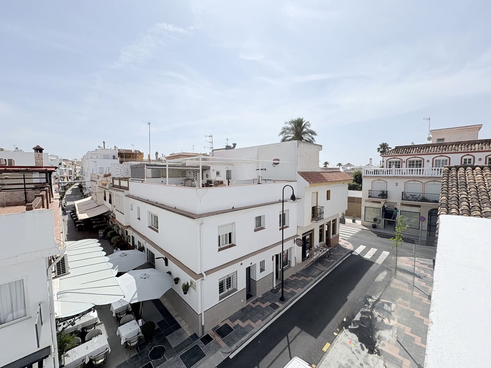 6 soveværelse Semi-Rækkehus til salg i La Cala de Mijas med garage - € 794.000 (Ref: 9116352)