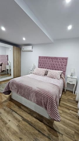 2 bedroom Townhouse for sale in Coín - € 265,000 (Ref: 9118980)