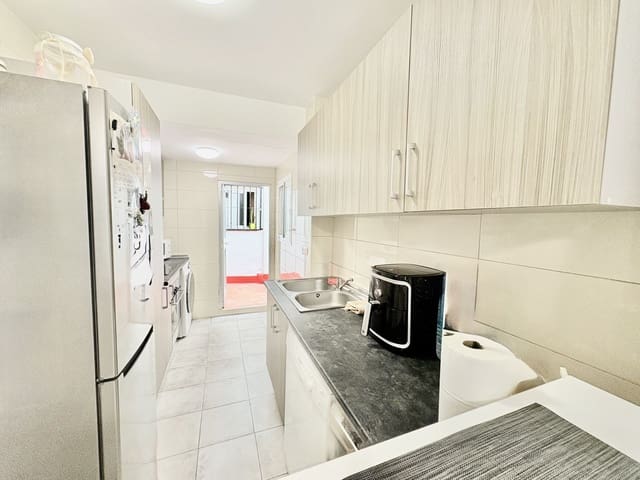 3 makuuhuone Huoneisto myytävänä paikassa Marbella - 307 000 € (Ref: 9125372)